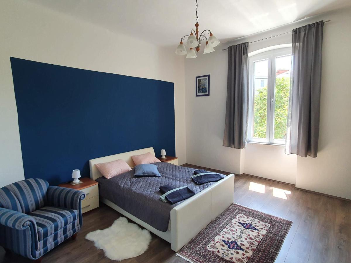 Apartma Tina *